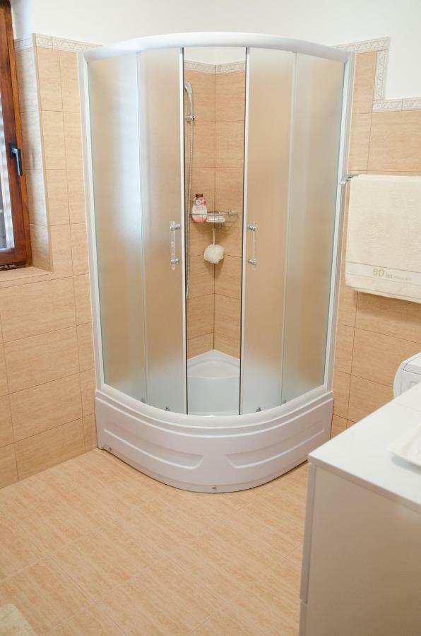 Apartment Pri Damijanu Ponikve エクステリア 写真